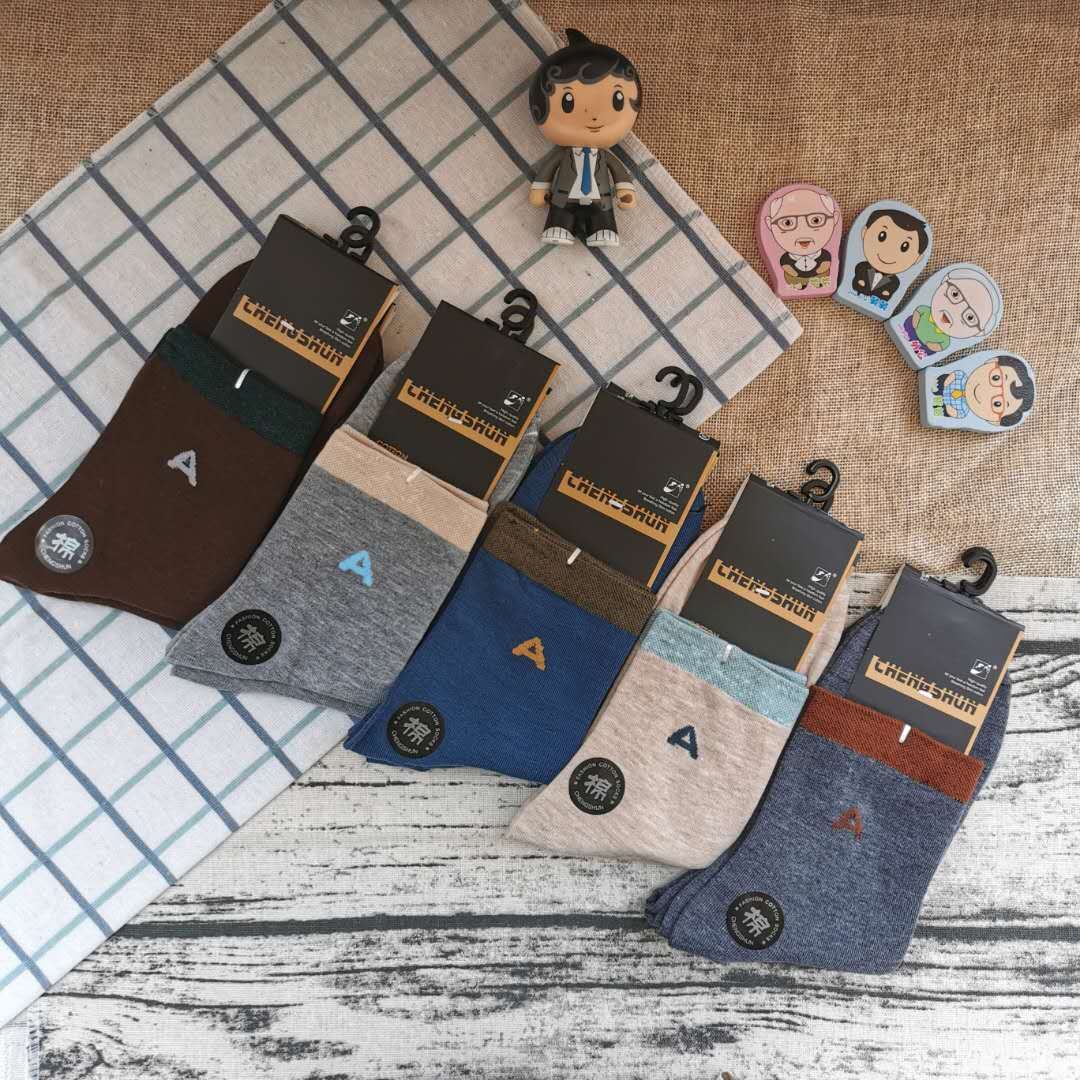 涤棉地摊袜子 户外休闲男祙 跑量款商务袜子 外贸男袜产品图