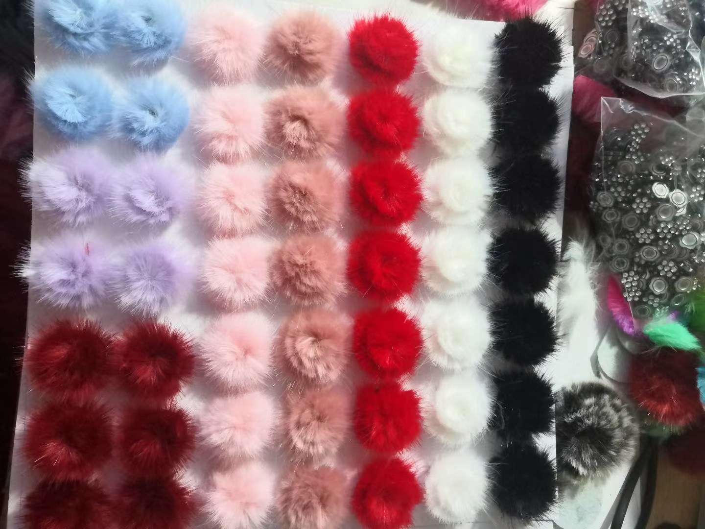 Gloves, Hair Accessories, Bobby Pins. Hats. Pants Accessory Mink Fur Flower Application Scenario