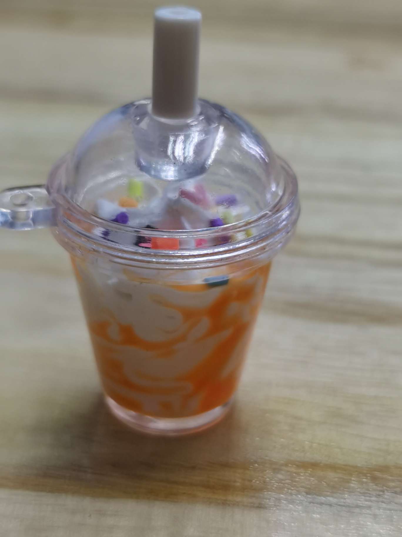 盖子奶茶冰淇淋