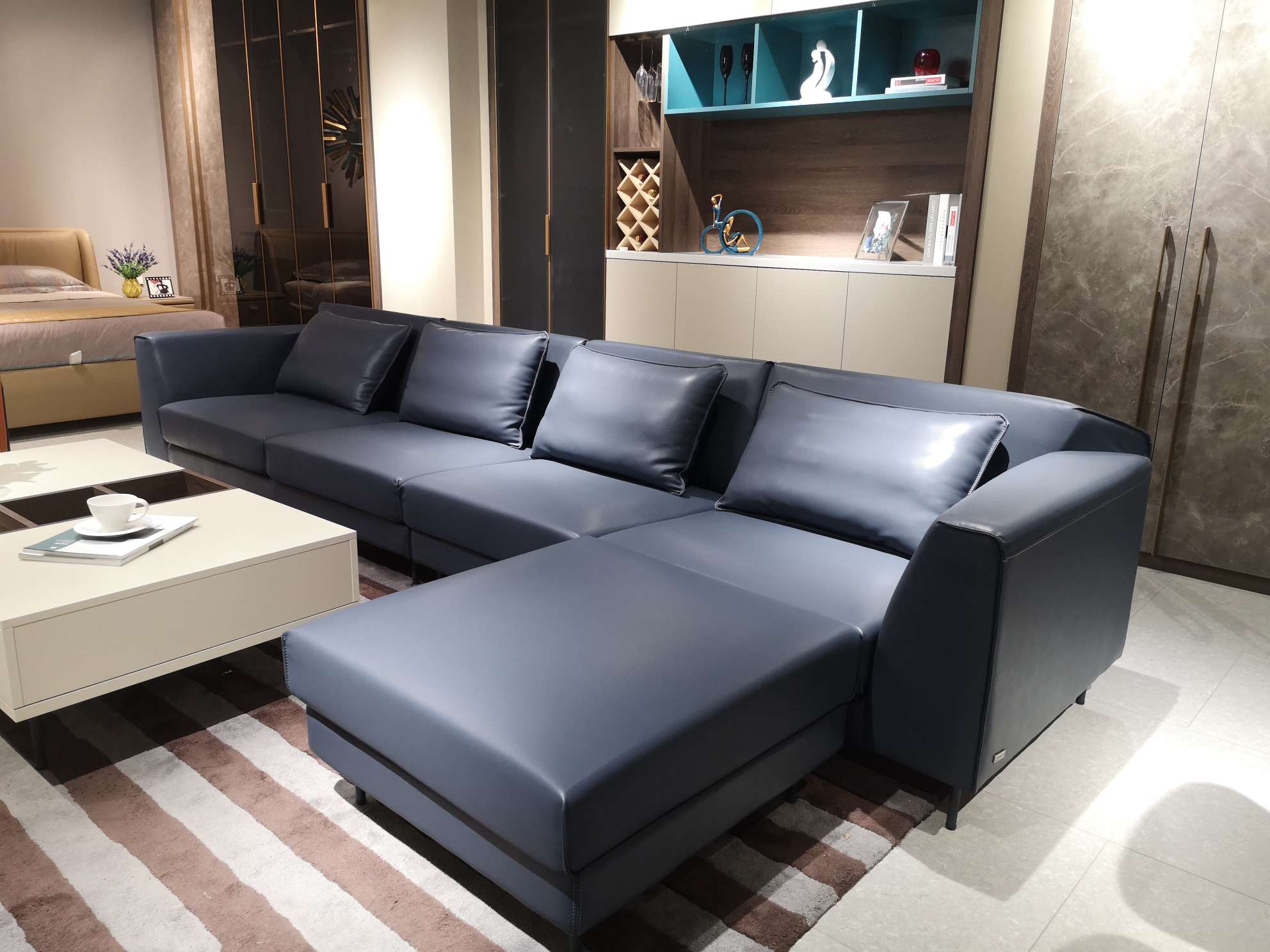 Hong Kong Red Apple new super fiber leather combination leisure sofa does not contain tea table thumbnail