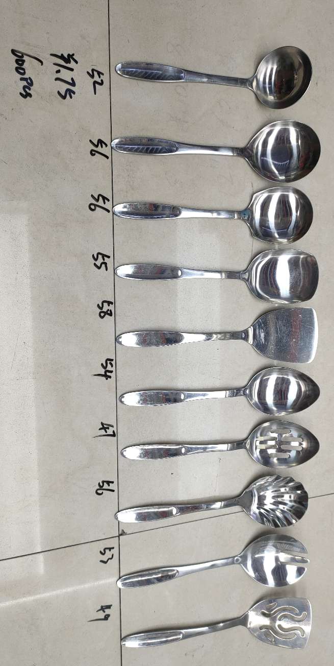 Cuchara de sopa skinny, una gama de utensilios de cocina. Precio por producto individual