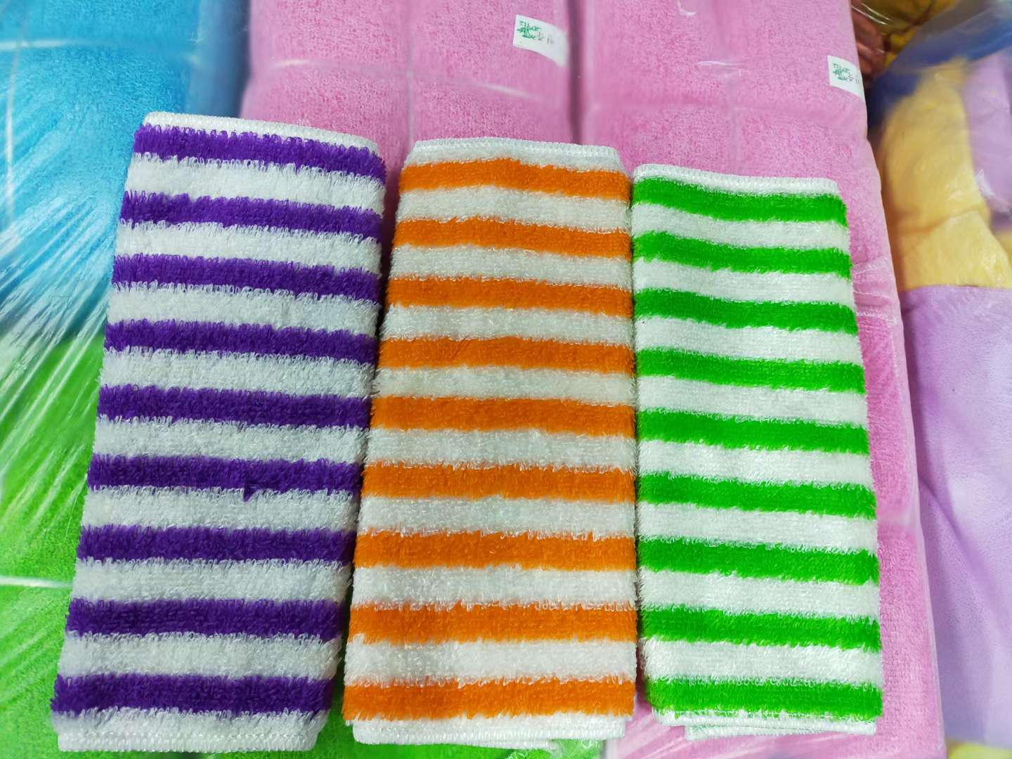 Colored striped oil-free dishcloths Item Picture