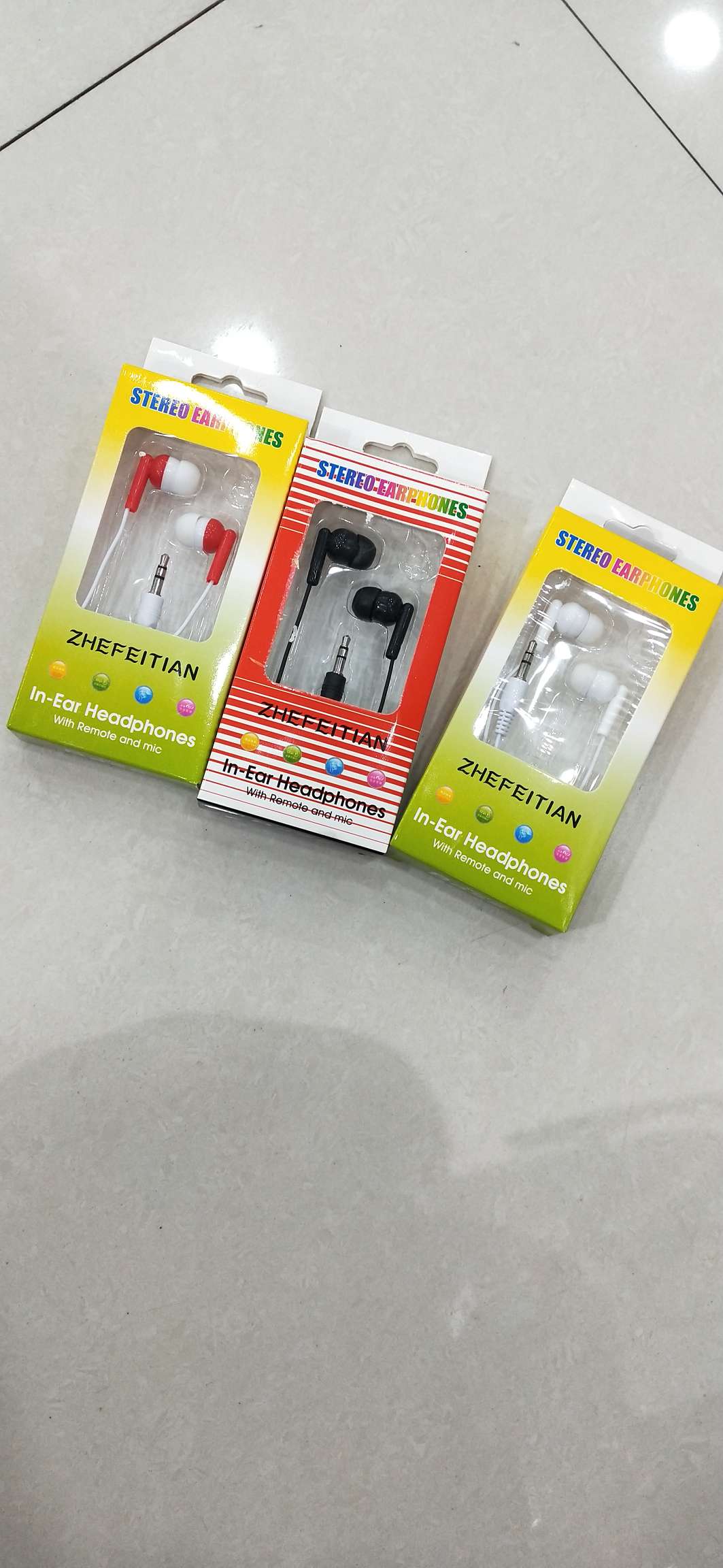 盒装耳机