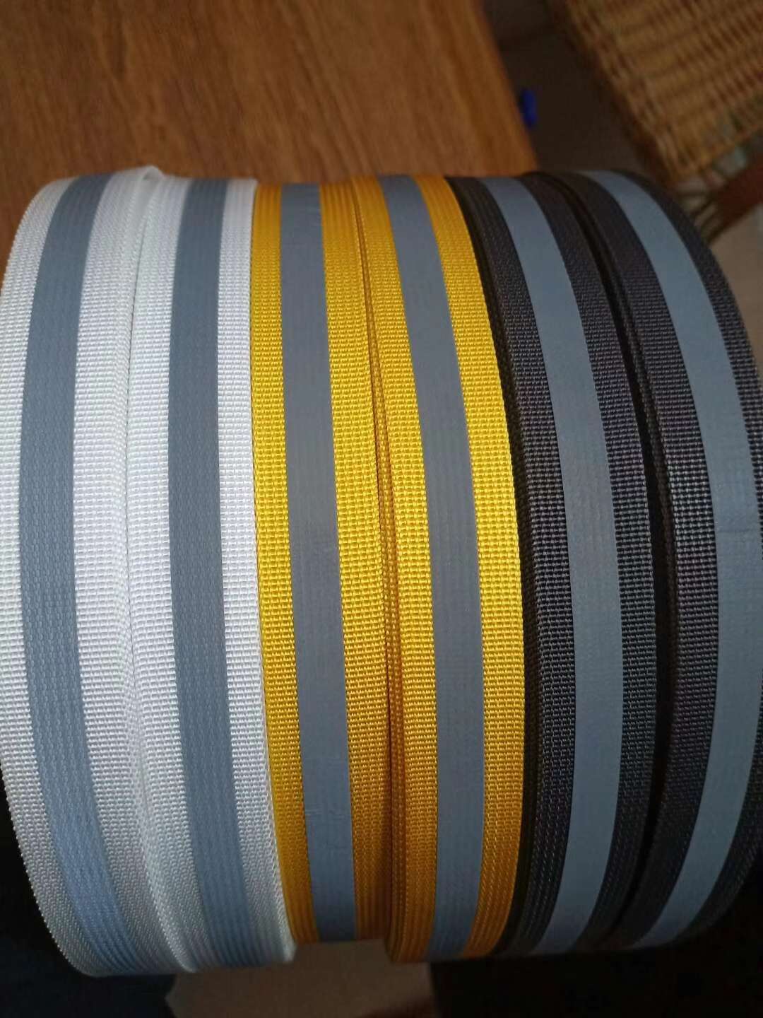 Imitation Nylon American Ribbon With Reflective Strip Application Scenario