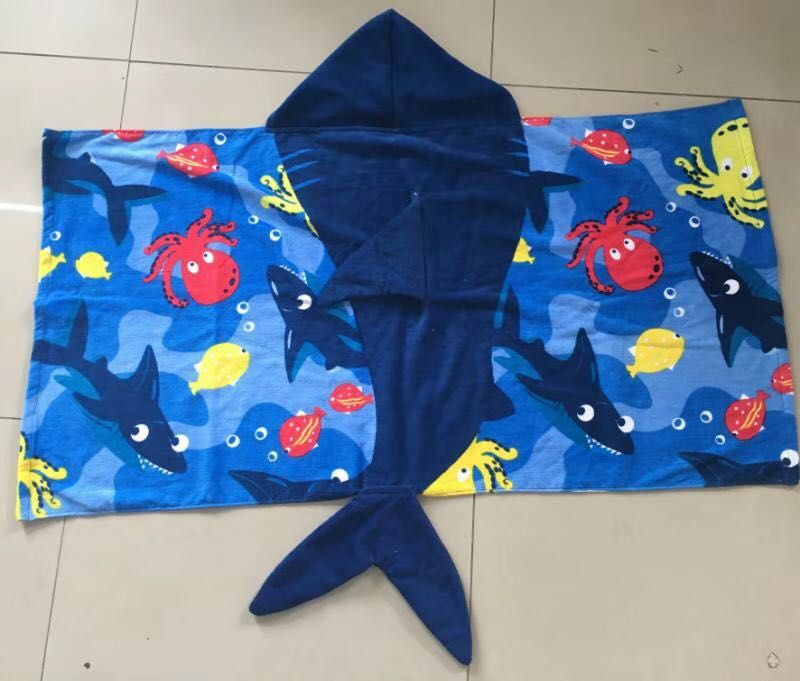 Children's pure cotton printed cape Application Scenario