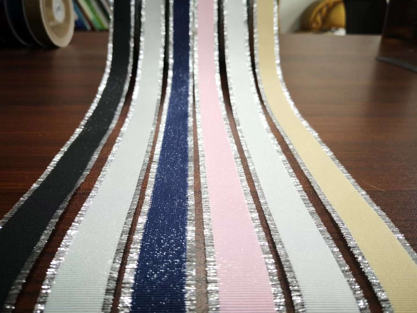 Decorative Ribbon details Picture