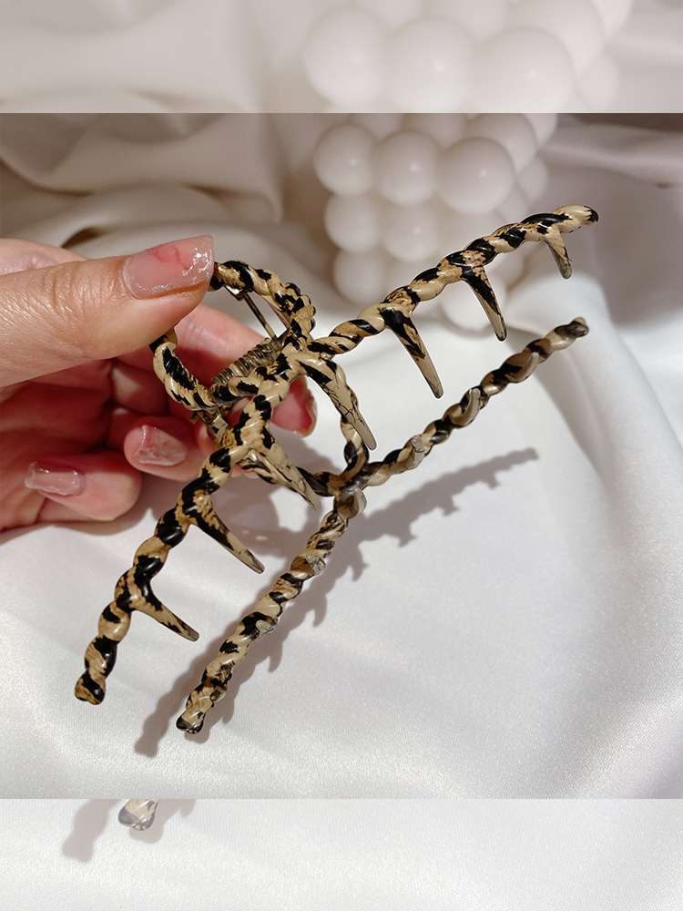 South Korea Autumn And Winter Large Grip Clip Temperament Knot Back Head Ponytail Hairpin Candy Color Korean Version Of Hair Adornment Leopard Print Popular Item Picture