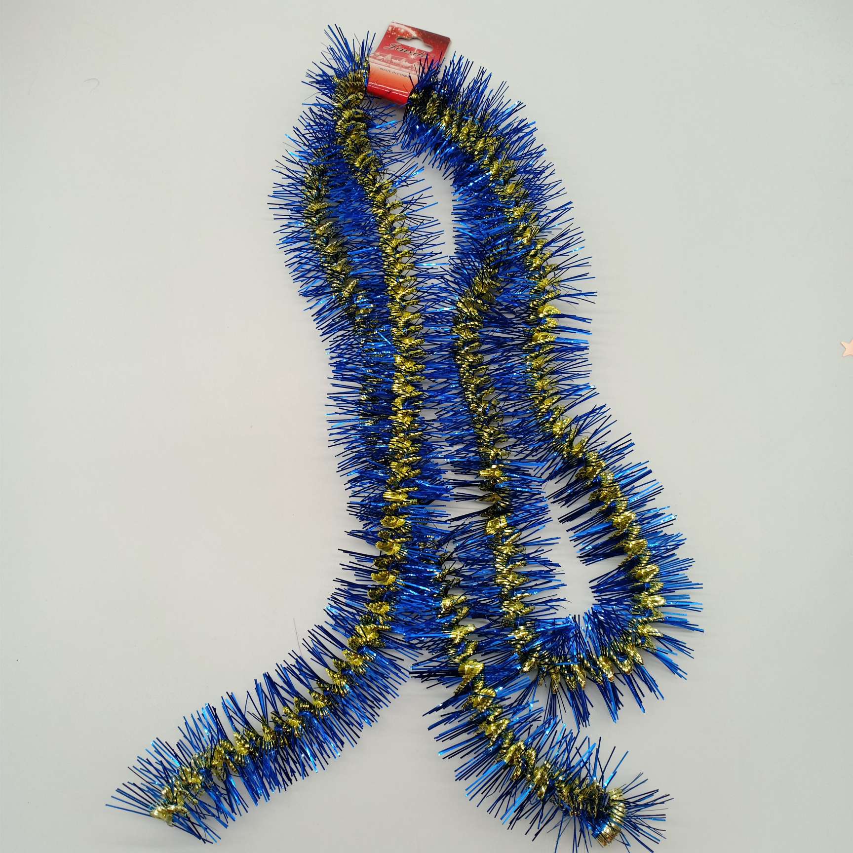 Factory direct sales of Christmas decorations, festival color strips and decorative items, party and festival decoration scenes, wholesale for foreign trade undefined