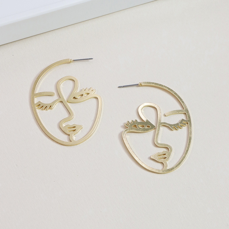 Smiley face facial nail earrings are popular for women thumbnail
