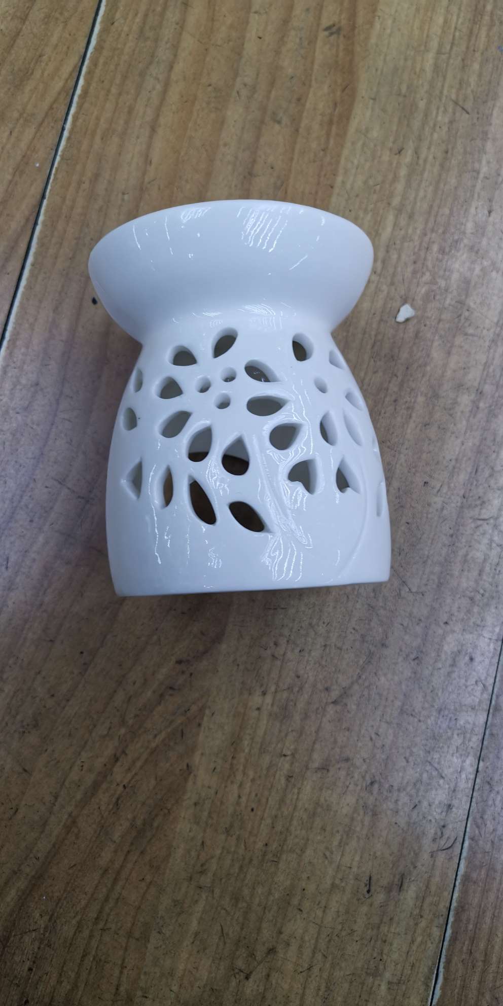 义乌市小商品市场一期D3一7813多孔香炉