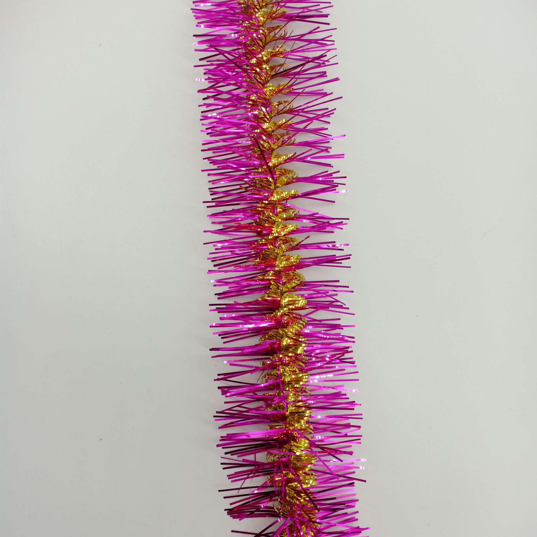 Factory direct sales of Christmas decorations, festival color strips and decorative items, party and festival decoration scenes, wholesale for foreign trade details Picture