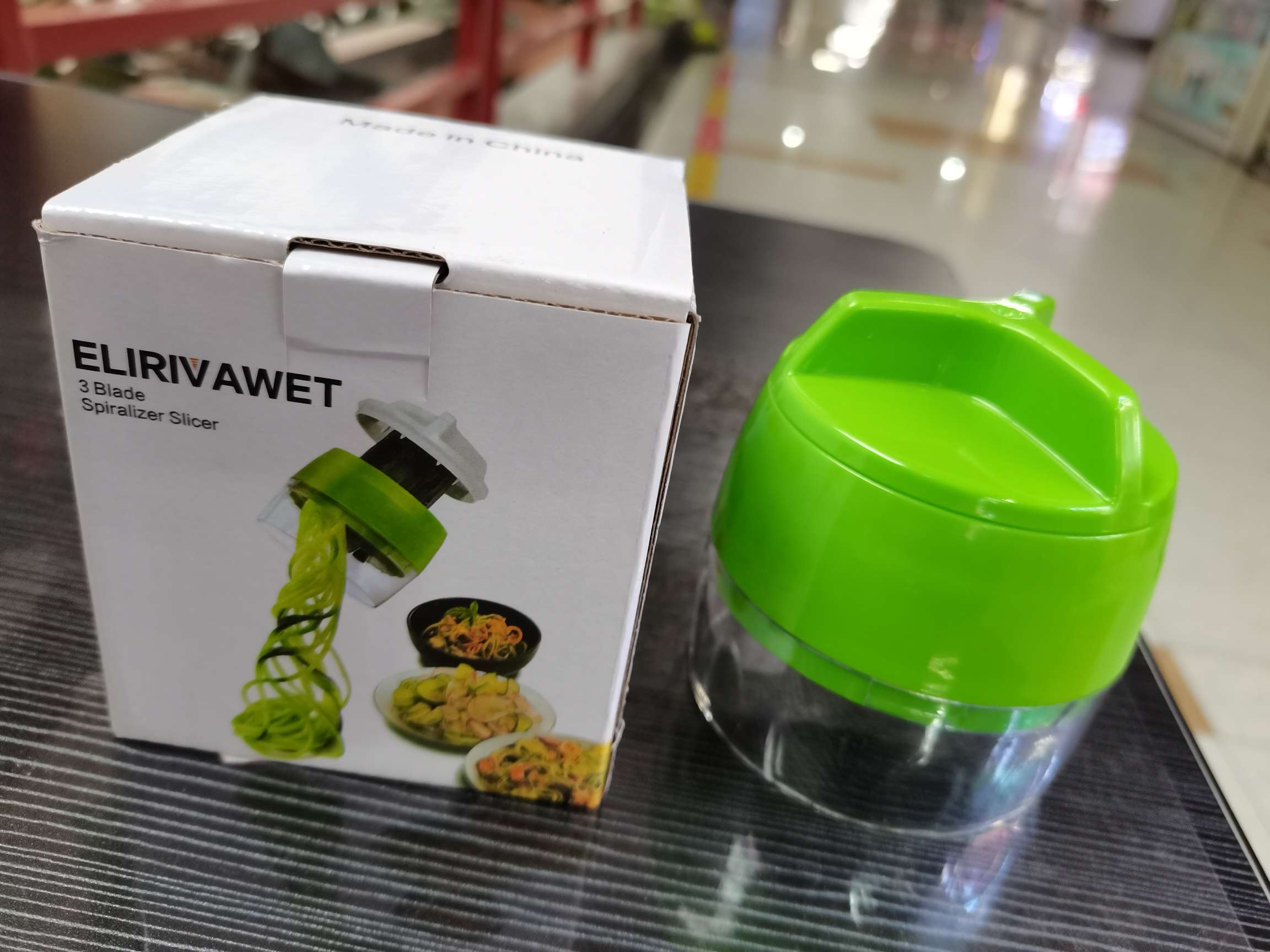 4-in-1 adjustable grater, handheld spiral vegetable slicer, three-in-one coiled slicer undefined
