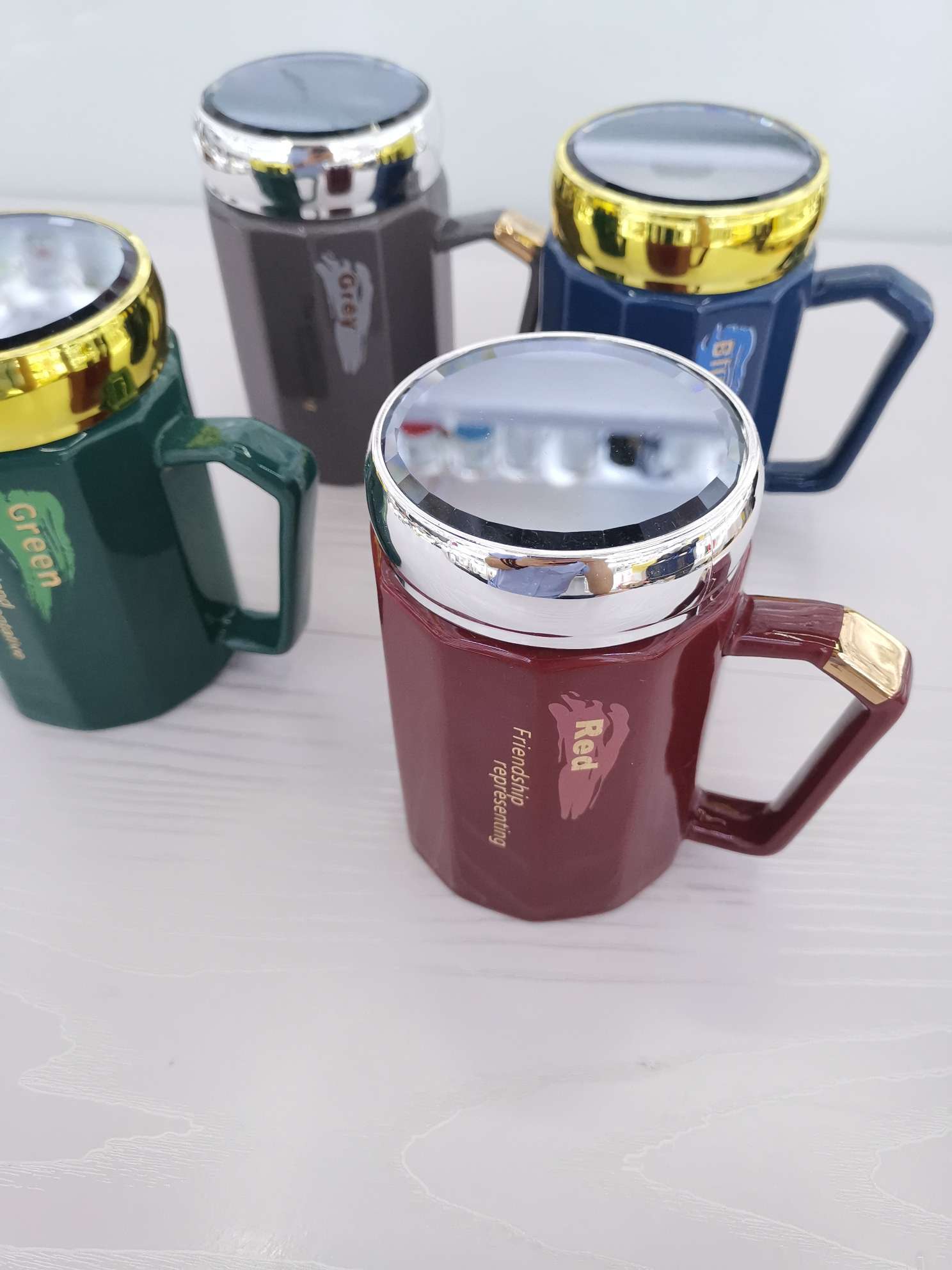 High-end ceramic cup with lid