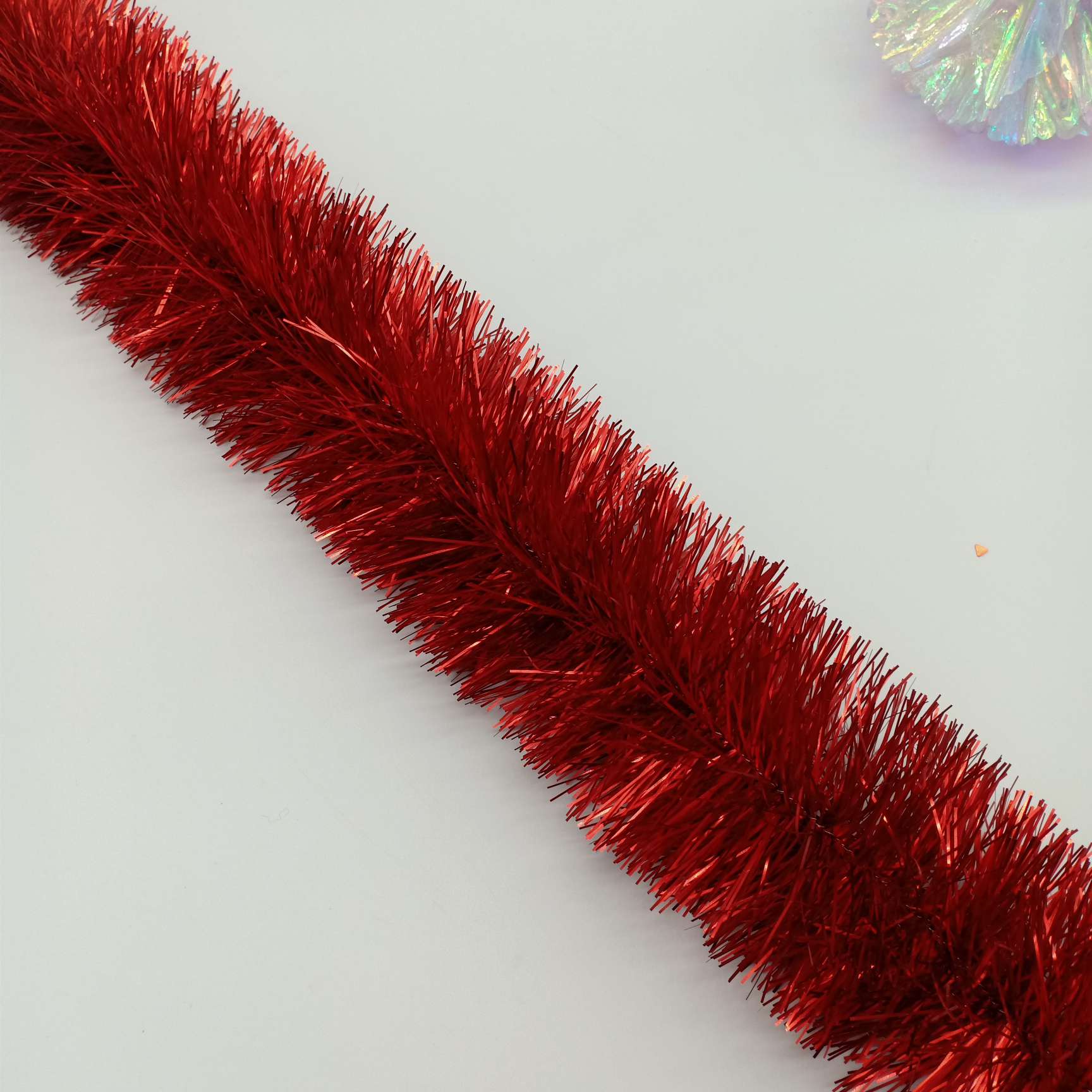 Factory direct sales of Christmas decorations, festival color strips, wool strips, party decoration supplies, wholesale for foreign trade Application Scenario