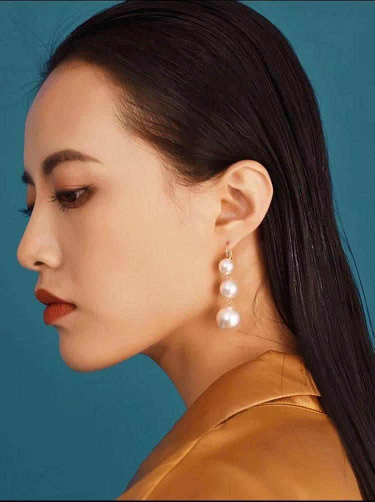 Pearl Ear Hook undefined