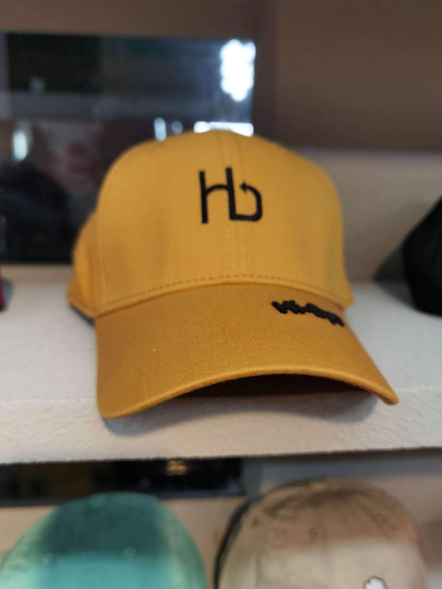 Hb Yellow