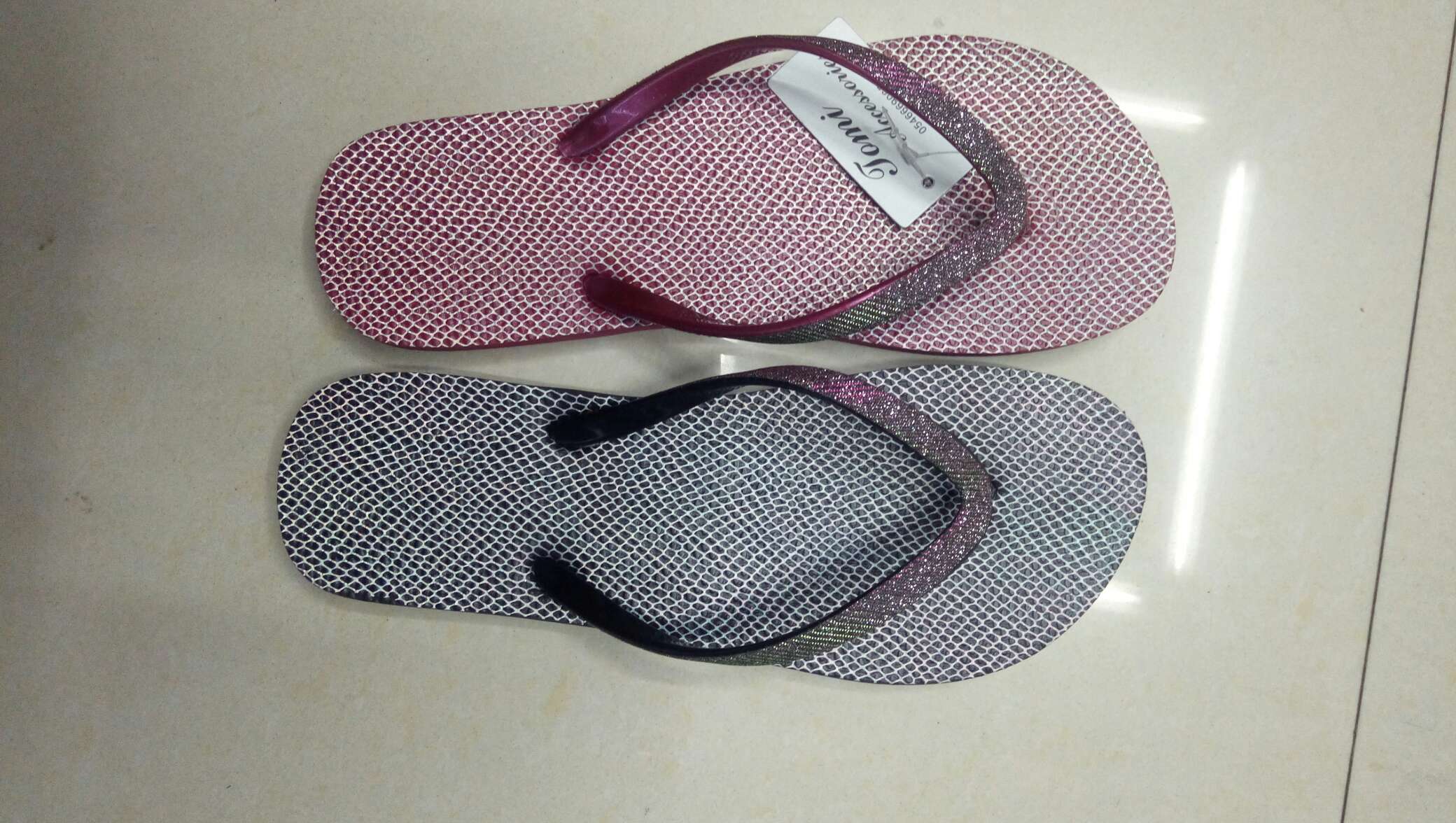 Women's Flip-Flops