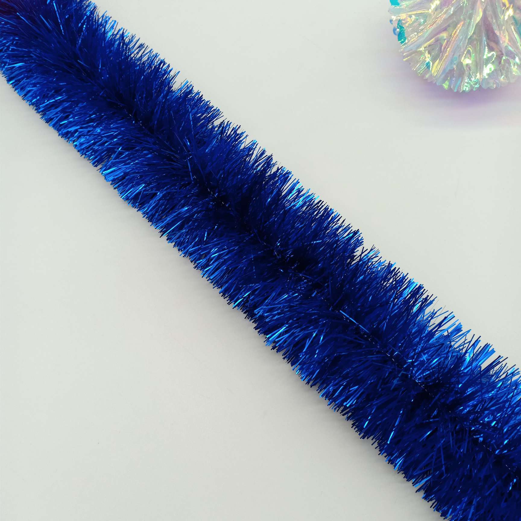 Factory direct sales of Christmas decorations, festival color strips, wool strips, party decoration supplies, wholesale for foreign trade Specification image
