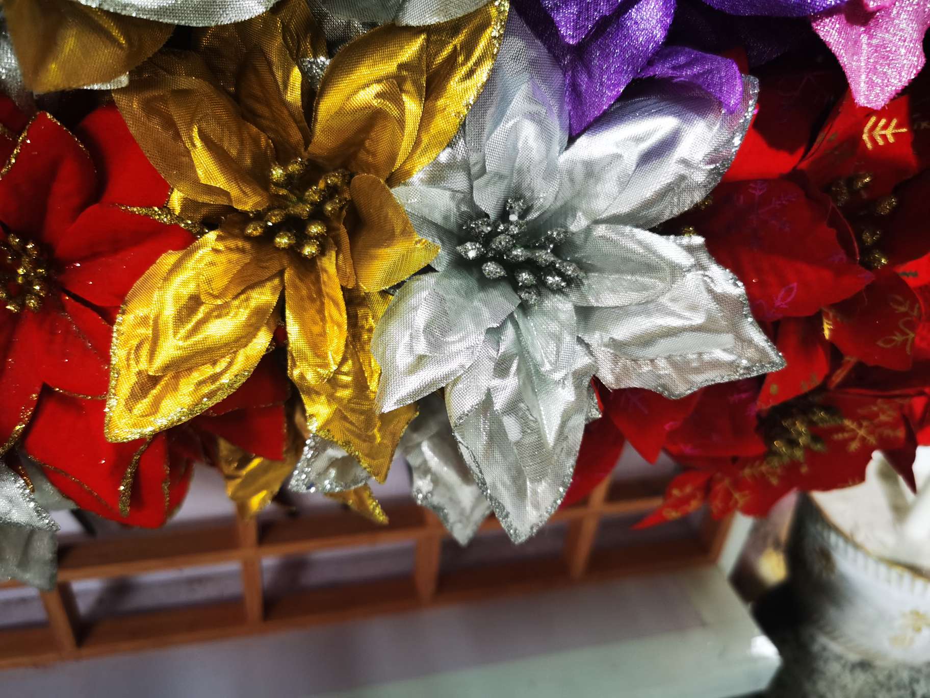 金银布带金边圣诞花