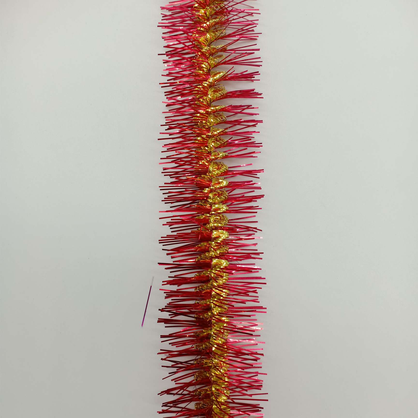 Factory direct sales of Christmas decorations, festival color strips and decorative items, party and festival decoration scenes, wholesale for foreign trade detail image 1