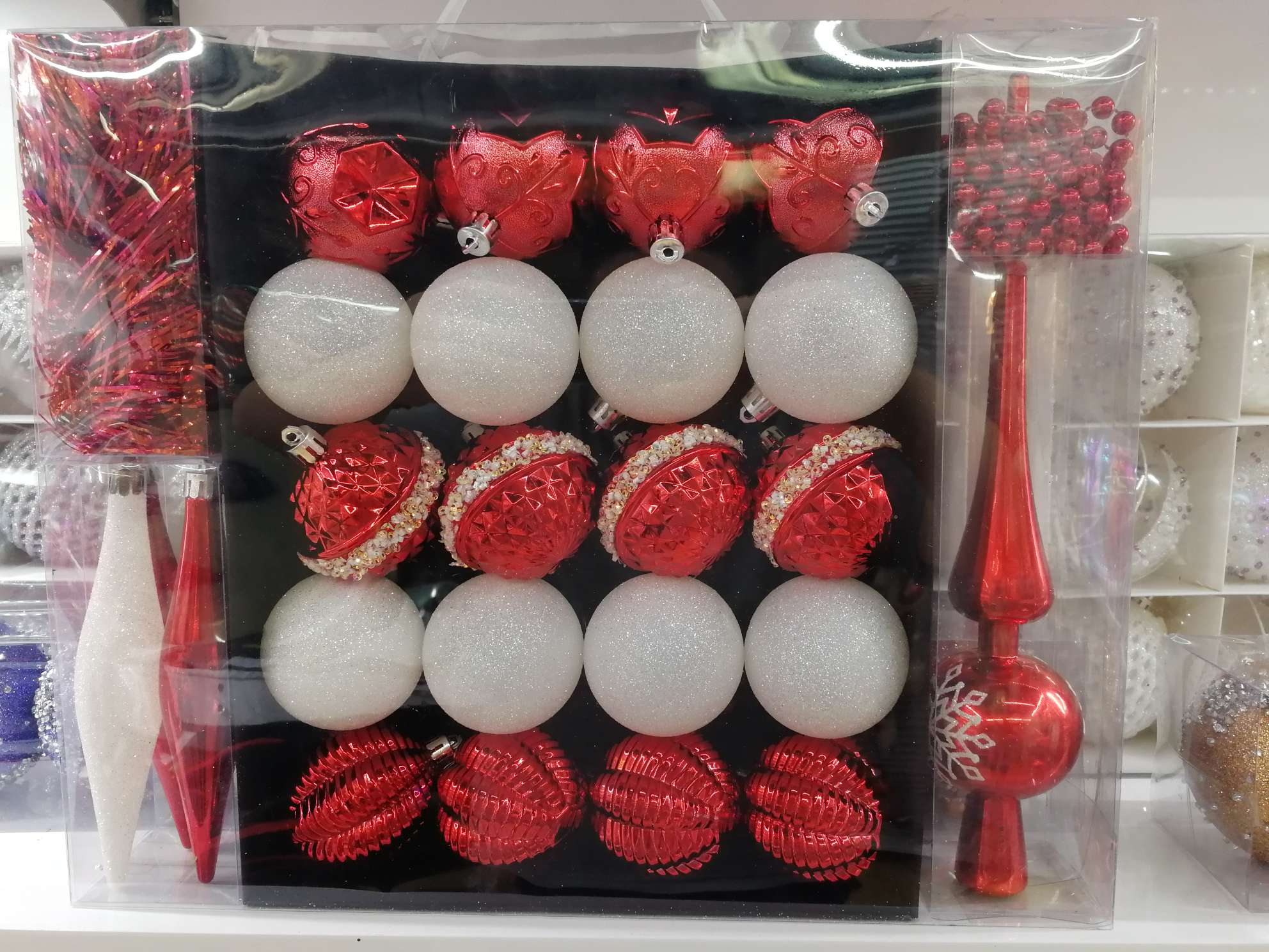 红白相见喜事连连
