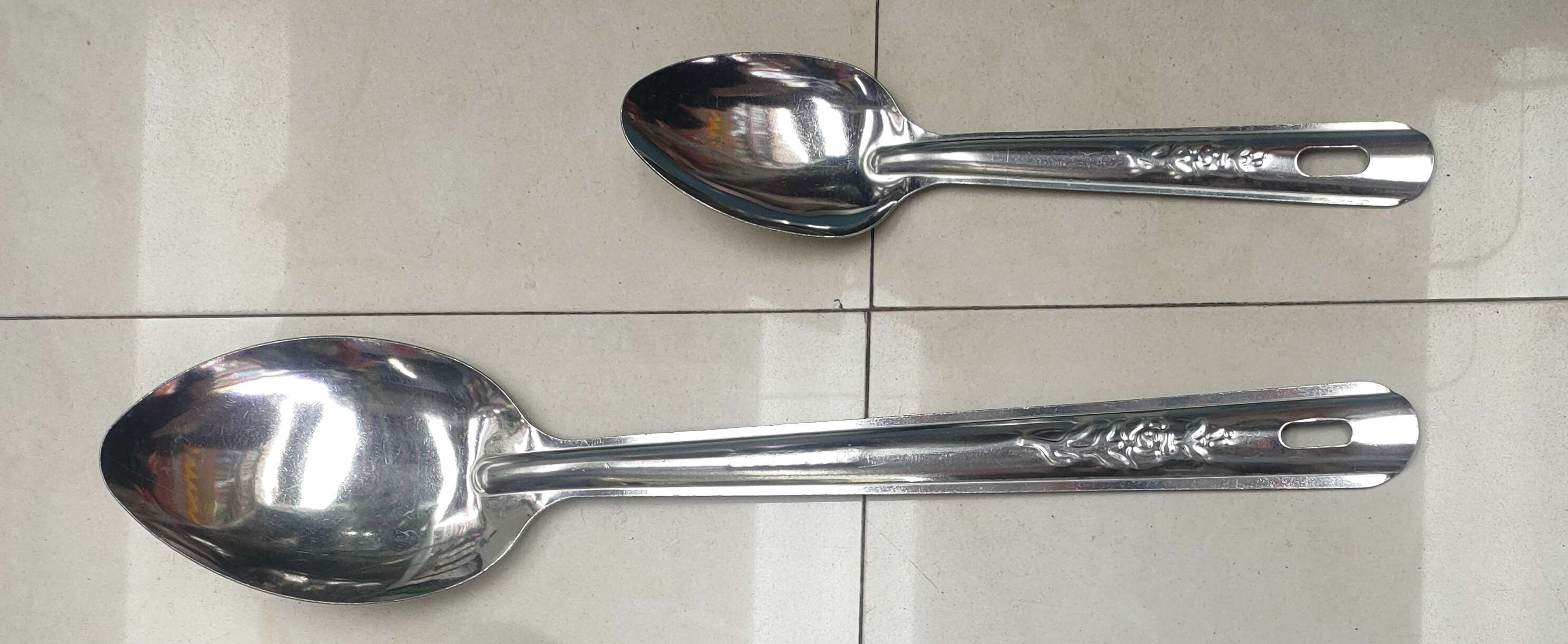 水抛一枝花分菜勺
大号1.5
小号0.48