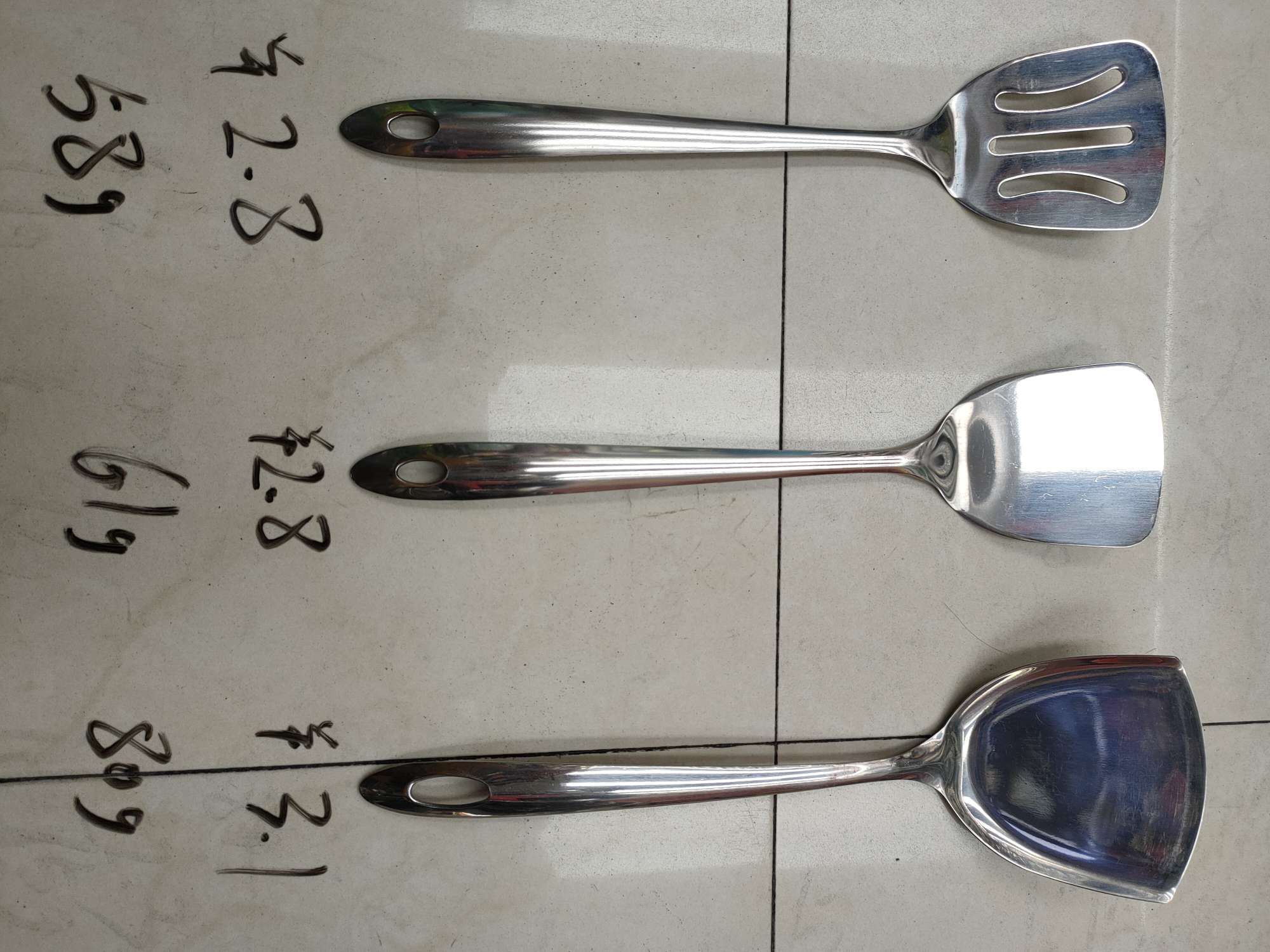 Pala plana con cola puntiaguda y cola puntiaguda con cola óptica con escapes ￥2.8. Espátulas de mango óptico de cola puntiaguda no magnéticas ￥3.1