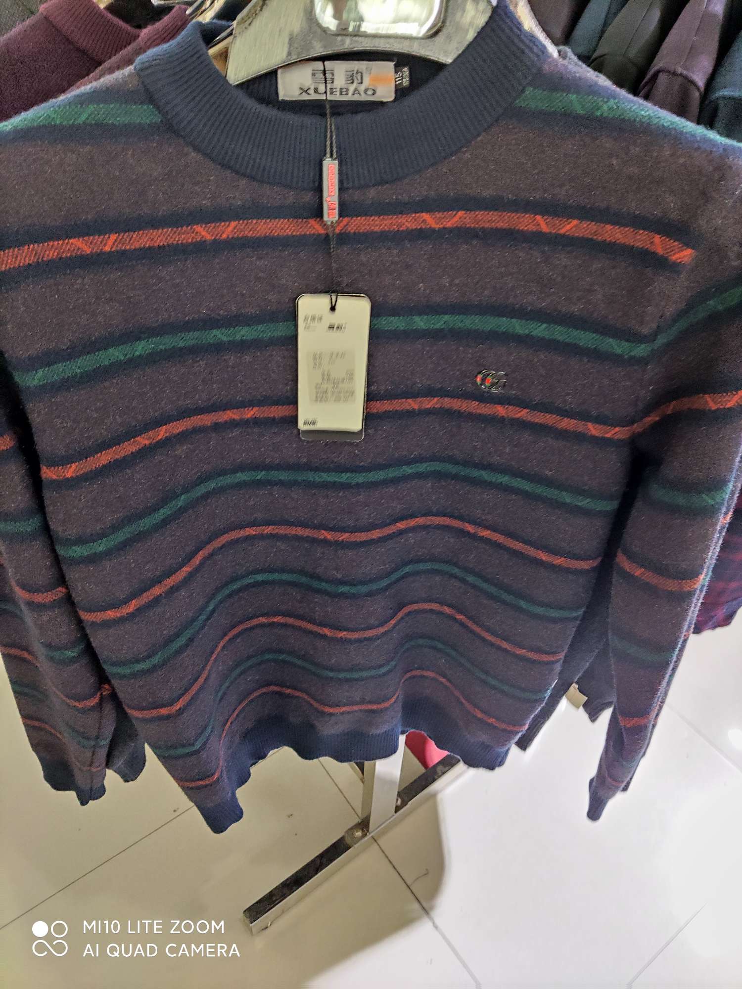 Coats, Sweaters, details Picture