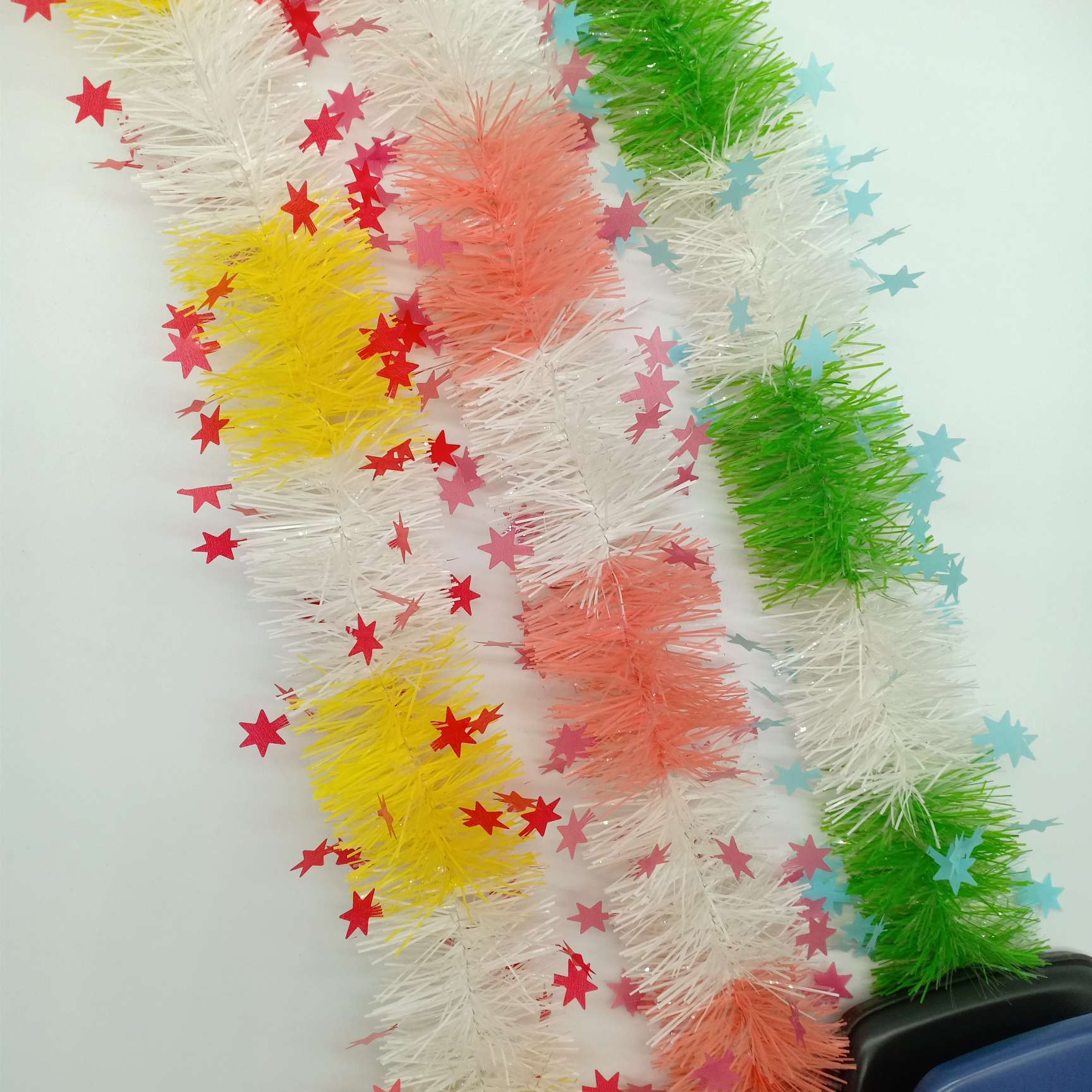 厂家直销圣诞装饰彩条定做尺寸节日装饰用品派对背景装饰详情图3