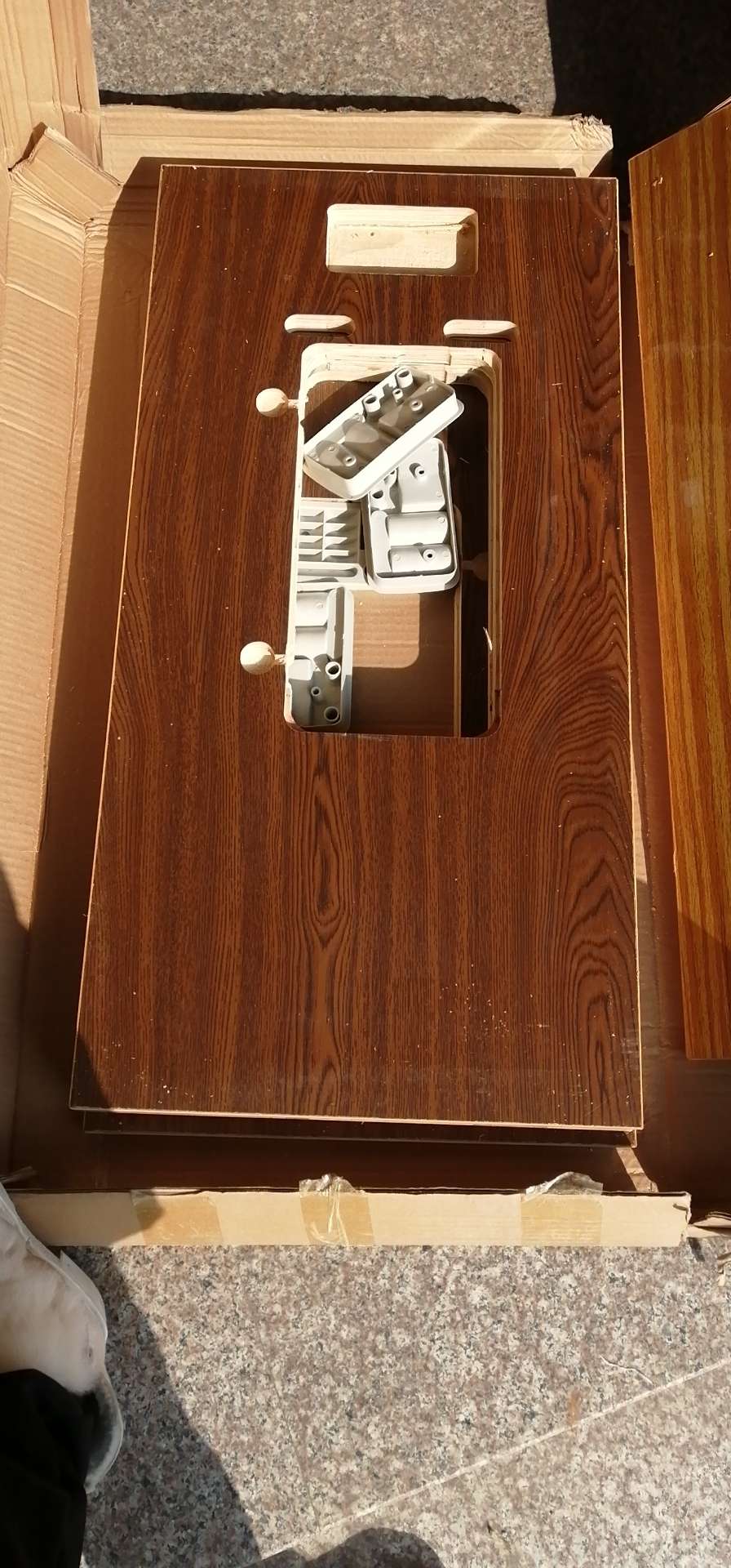 贝洋家用缝纫机老式缝纫机脚踏带二斗桌面缝纫机可调试可以带电动白底实物图