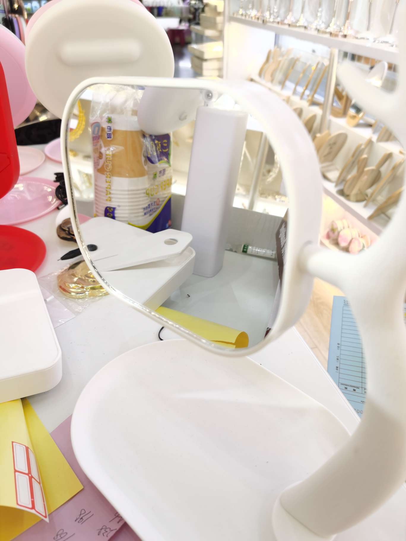 Small mirror diy decorative ornaments artifact makeup table special retractable compact easy to use