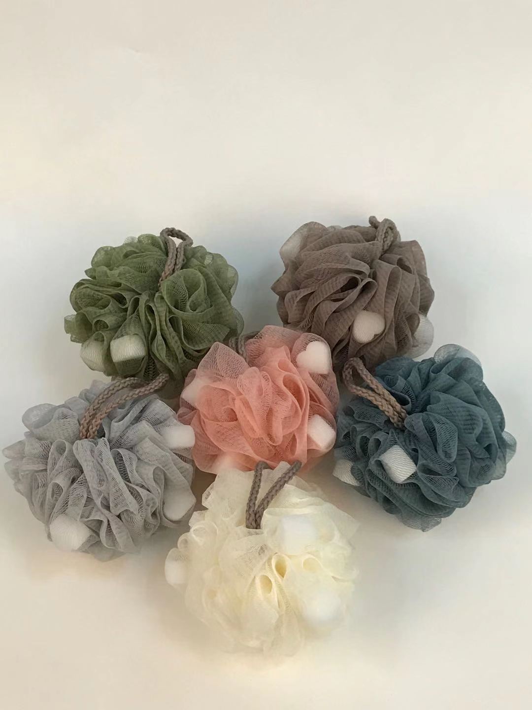 Bath ball full figure