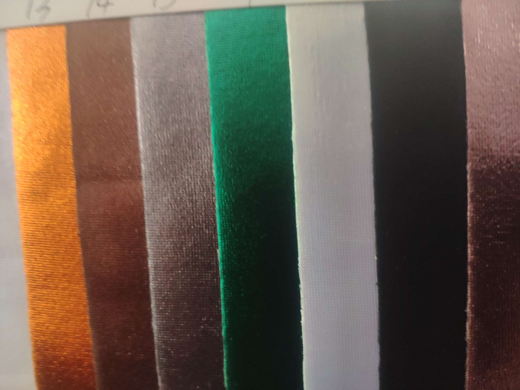 烫金布厂家直销热销新款   PU皮革大量现货高中低档箱包沙发鞋材面料细节图