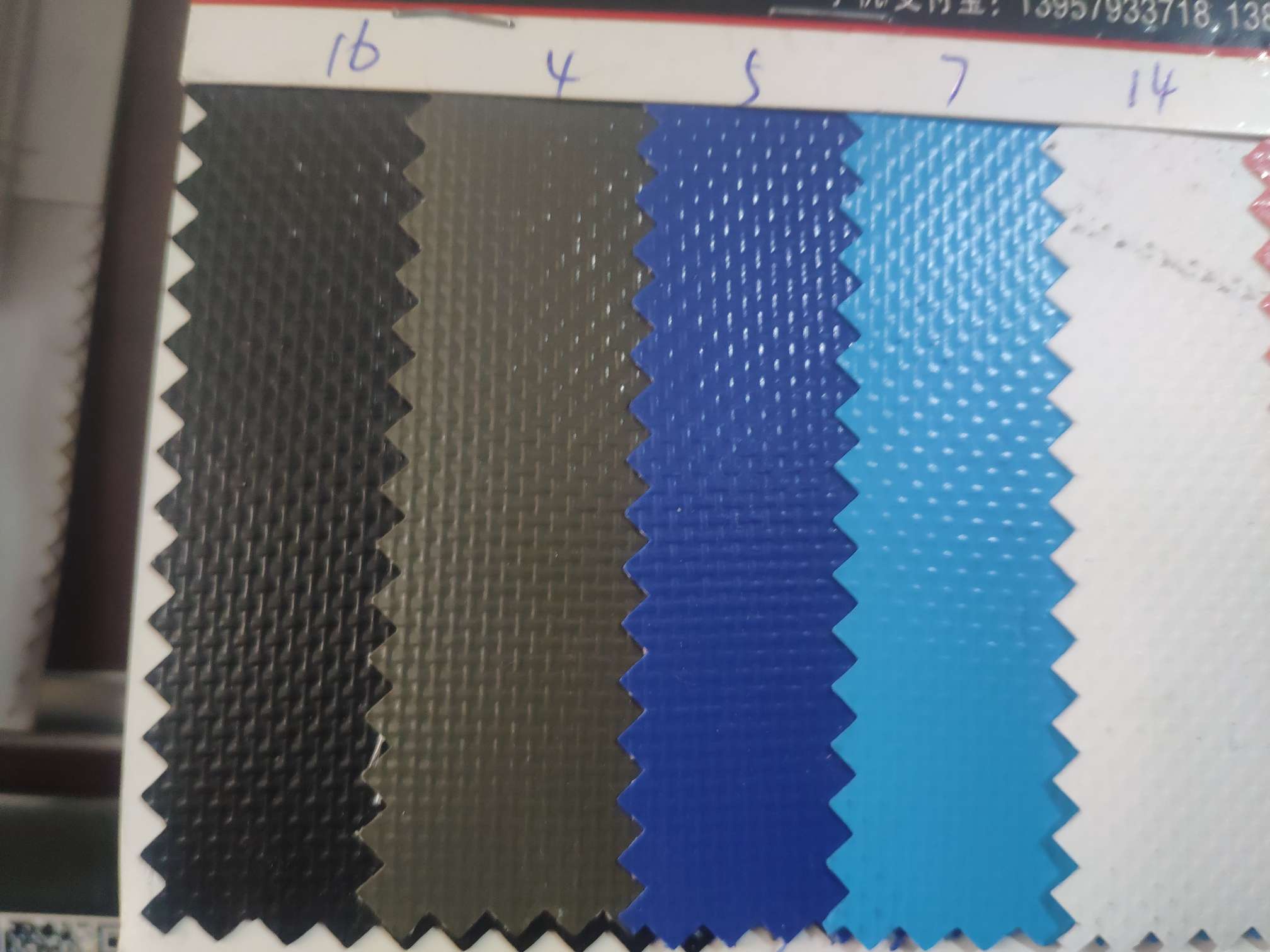 500D mesh factory direct sales, hot-selling new PVC leather, large stock, high, medium and low grade luggage, sofa, shoe materials and fabrics Specification image