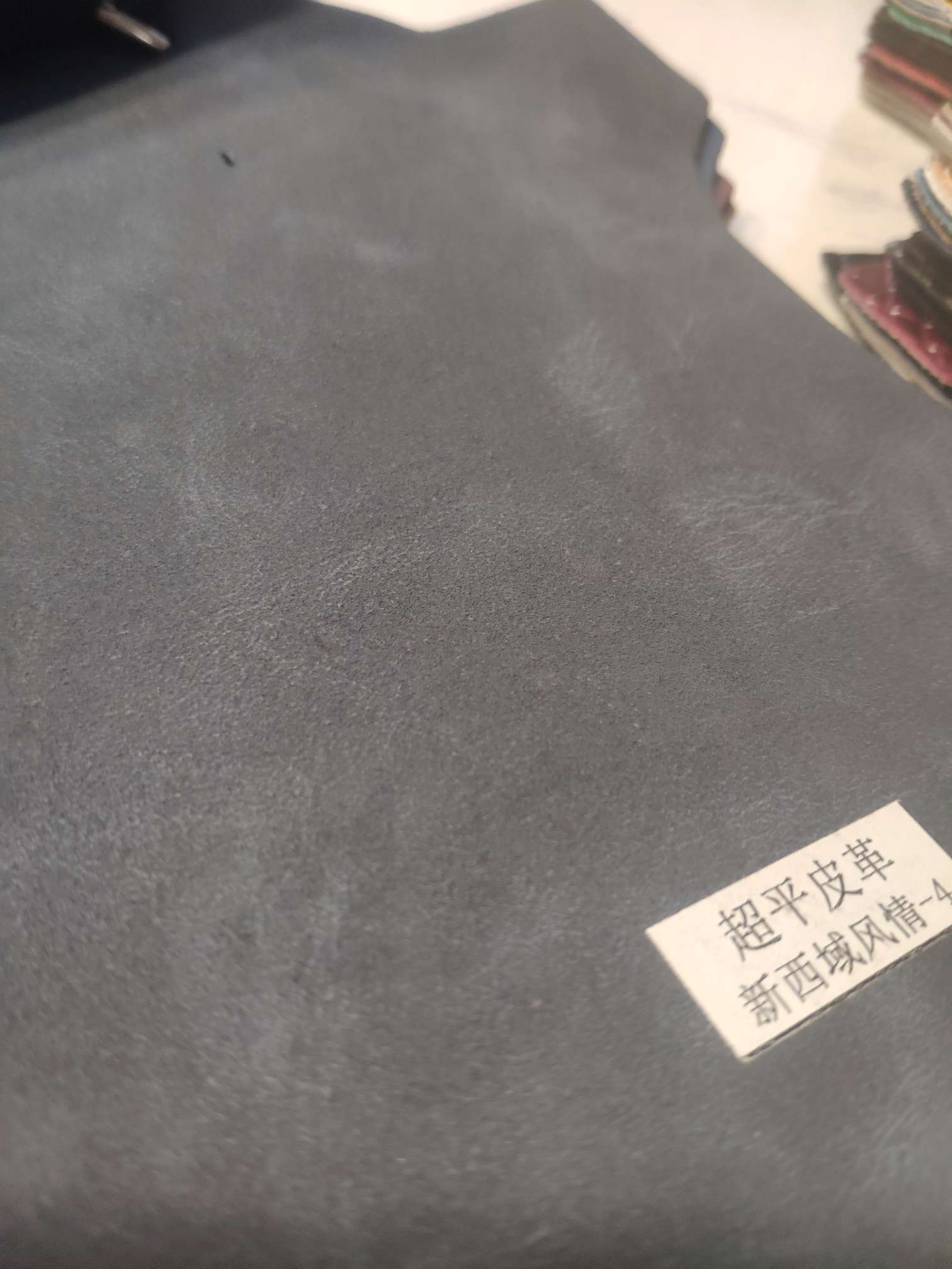 New Western Regions Style -12 Factory Direct Sales, hot-selling new PU leather, large stock, high, medium and low grade luggage, sofa, shoe materials, fabric, leather fabric Specification image