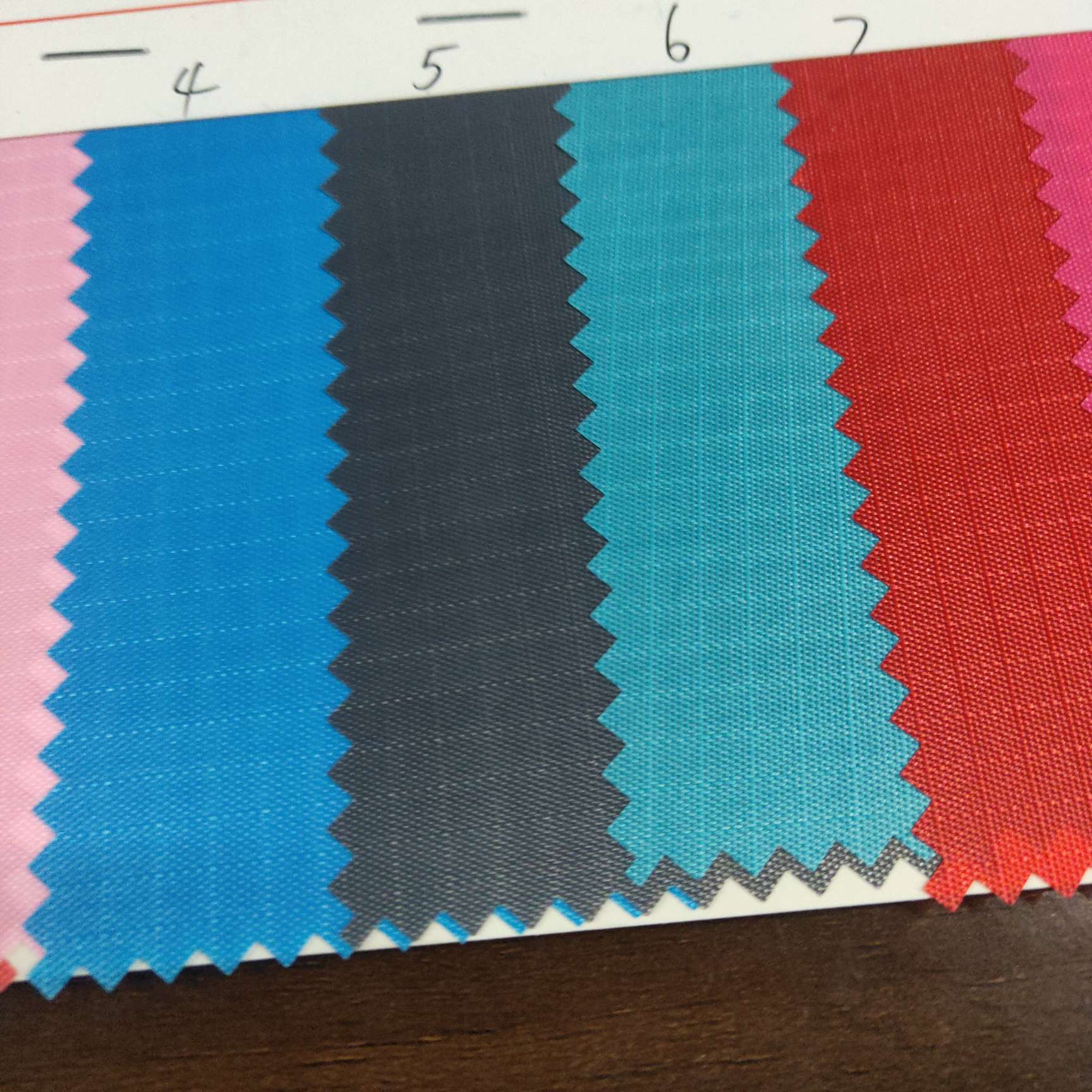 Direct sales from the manufacturer of checkered fabric Application Scenario