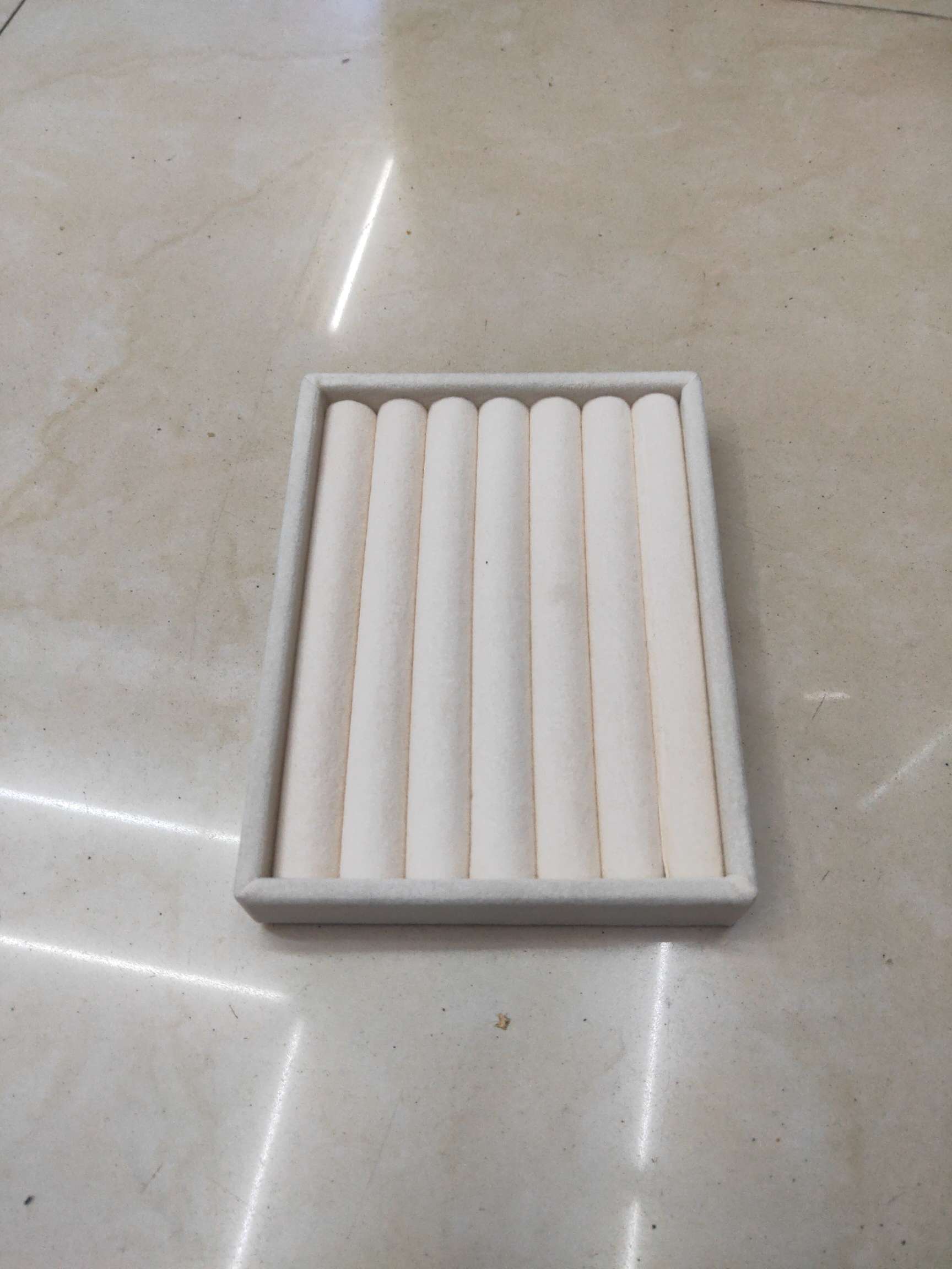 Jewelry box display stand Application Scenario