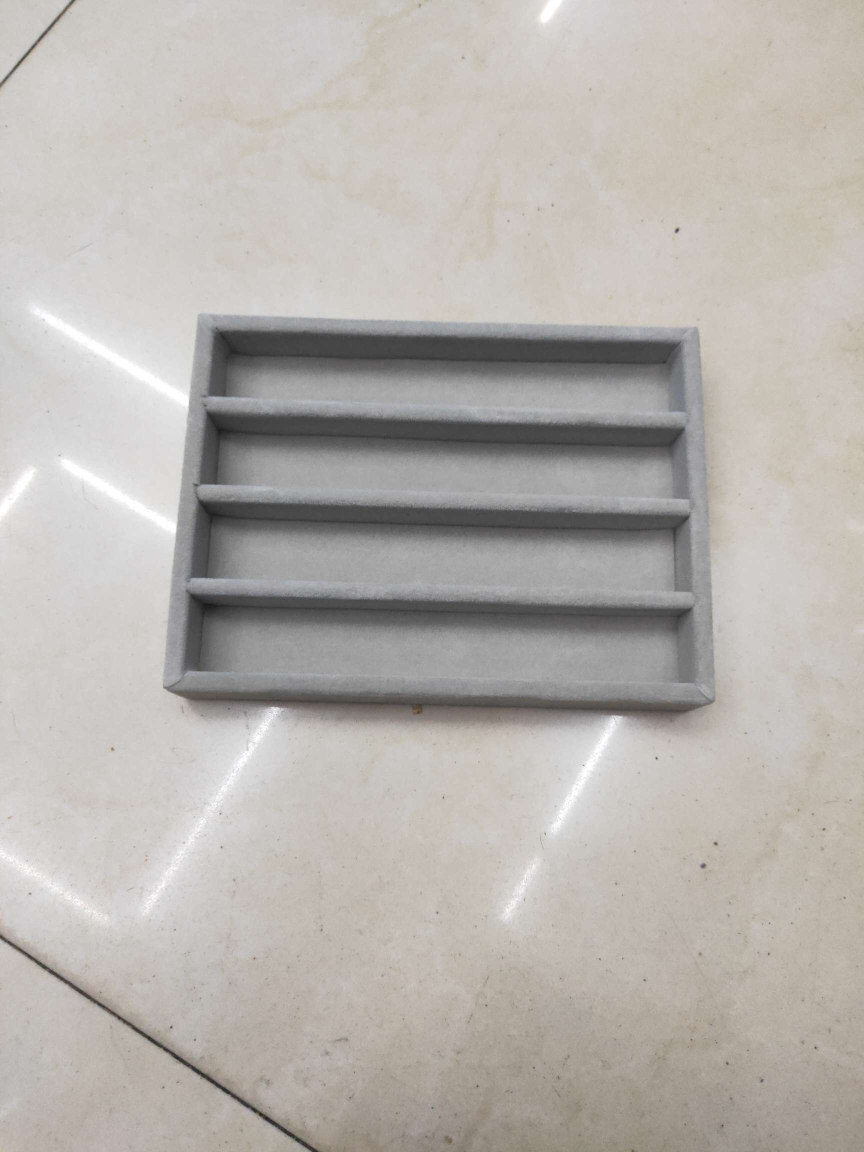 Jewelry box display plate