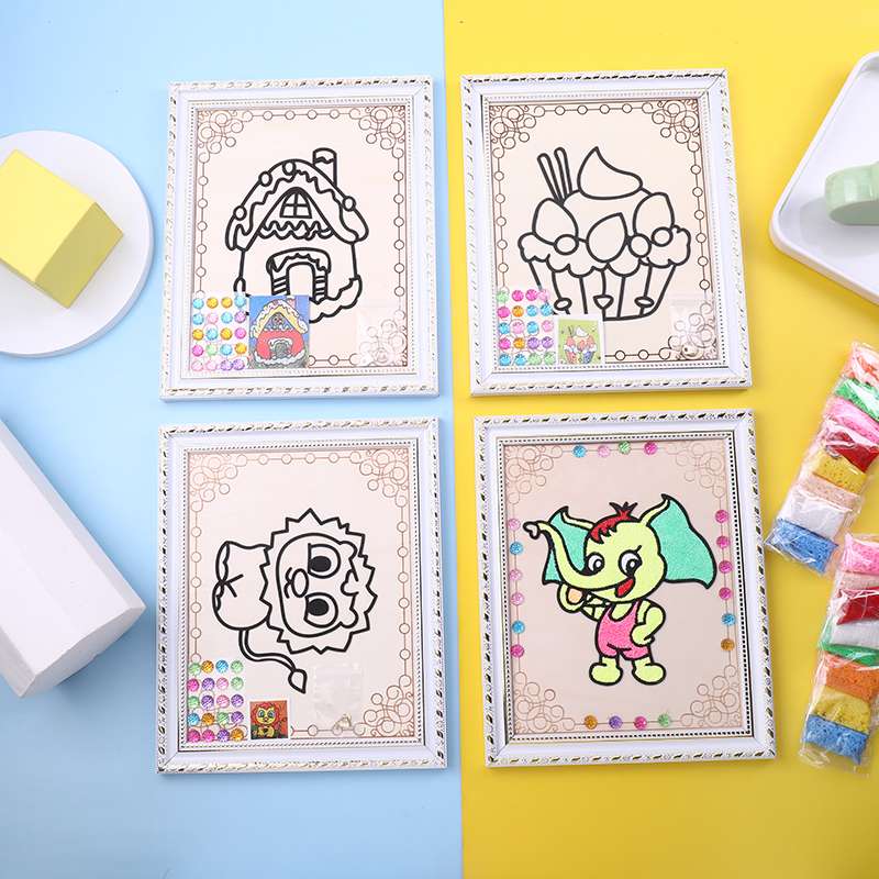 白色精致框雪花泥画