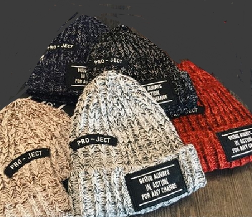 Korean-style trendy couple knitted caps Application Scenario