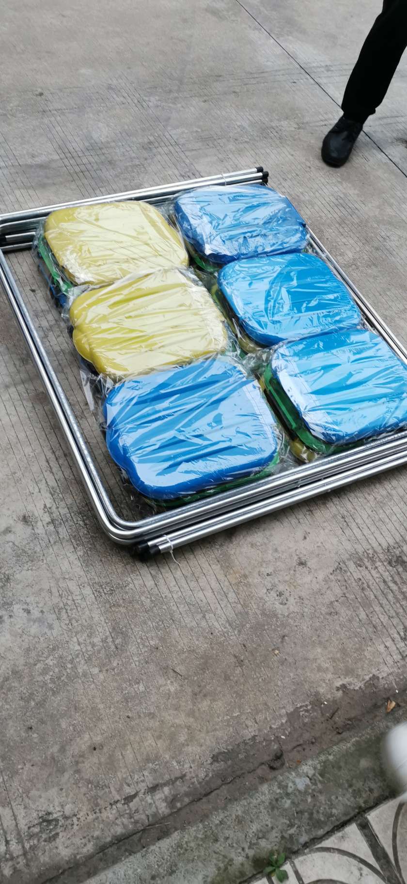 Simple Art Trash Can undefined