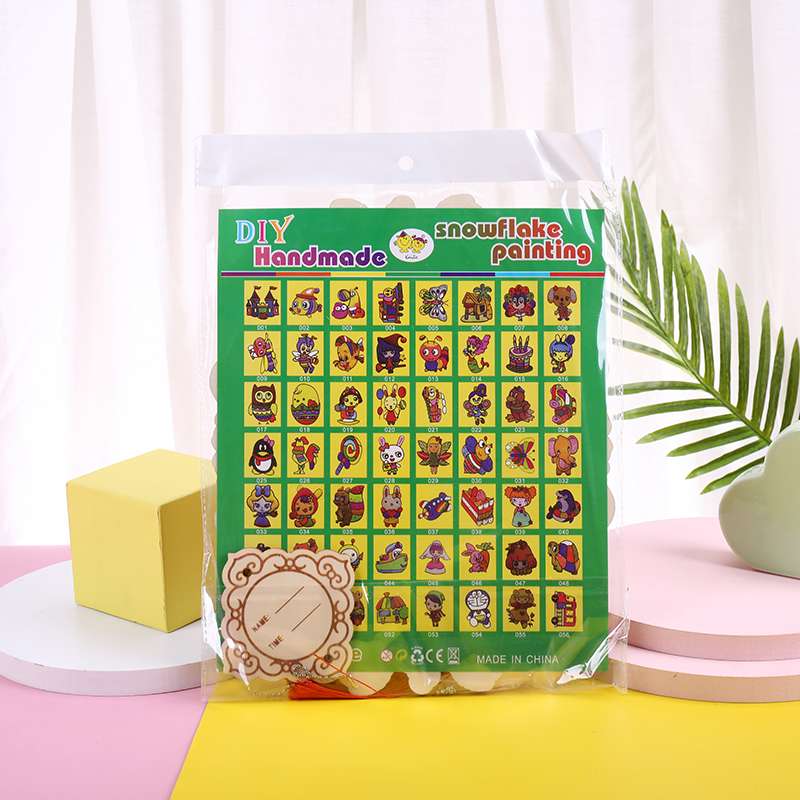 Eco-friendly Chinese knot snowflake clay painting undefined