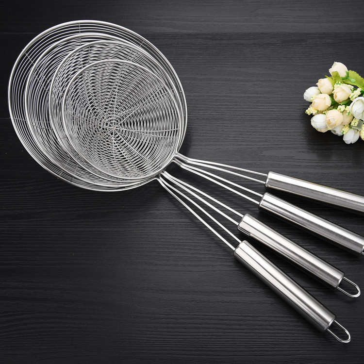 Wholesale stainless steel non-magnetic round tube handle strainer, anti-heat handle, large frying funnel, large draining net strainer