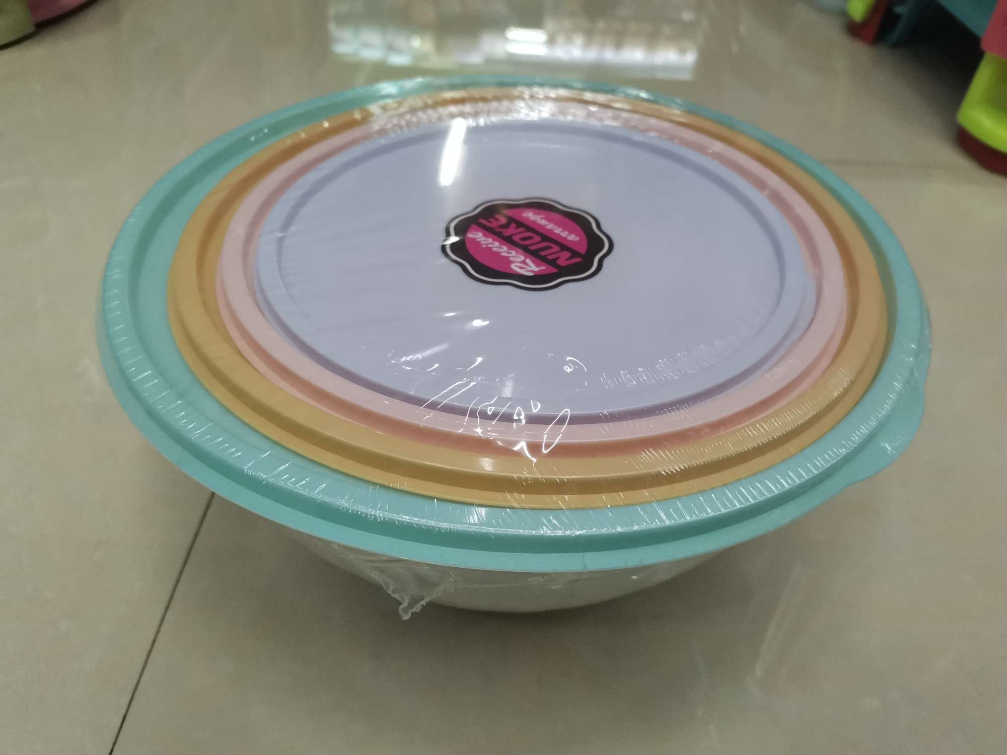 四件套多用带盖沙拉碗产品图