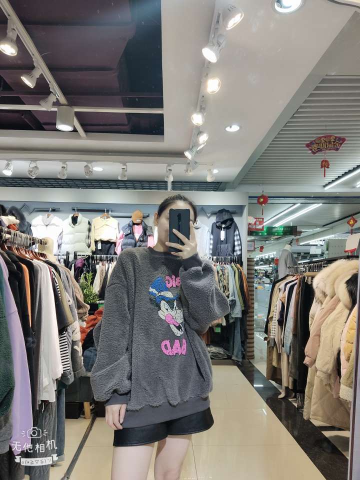 欧货颗粒上衣产品图