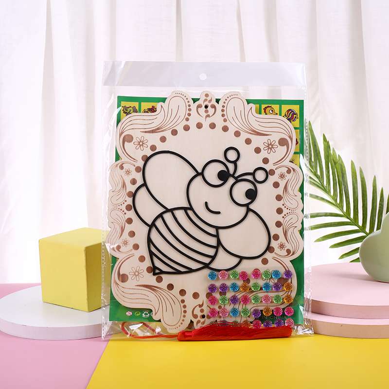 Eco-friendly Chinese knot snowflake clay painting undefined