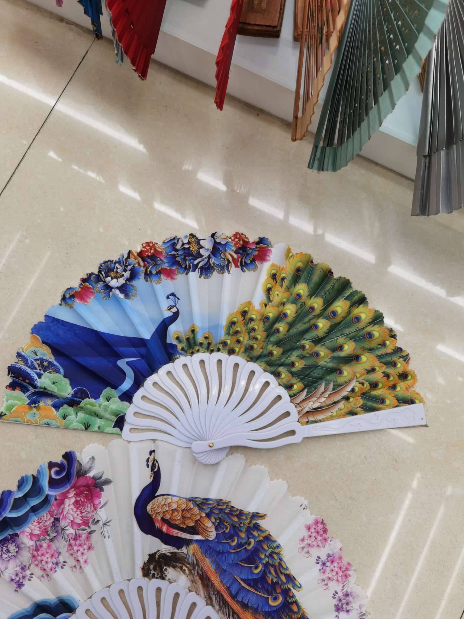 龙骨白干孔雀扇子详情图1