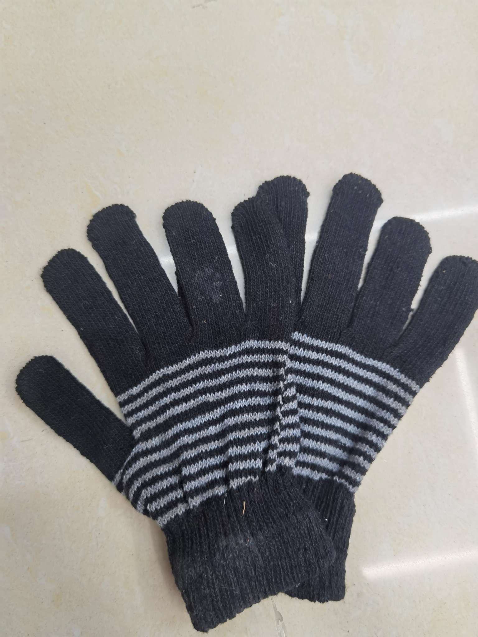 Warm knitted gloves 7