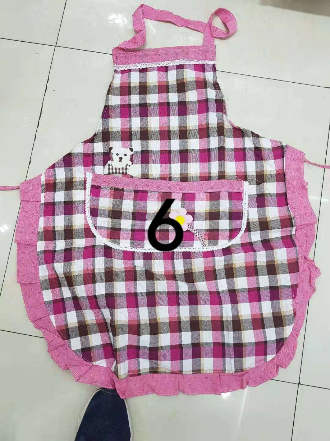 Cotton aprons thumbnail