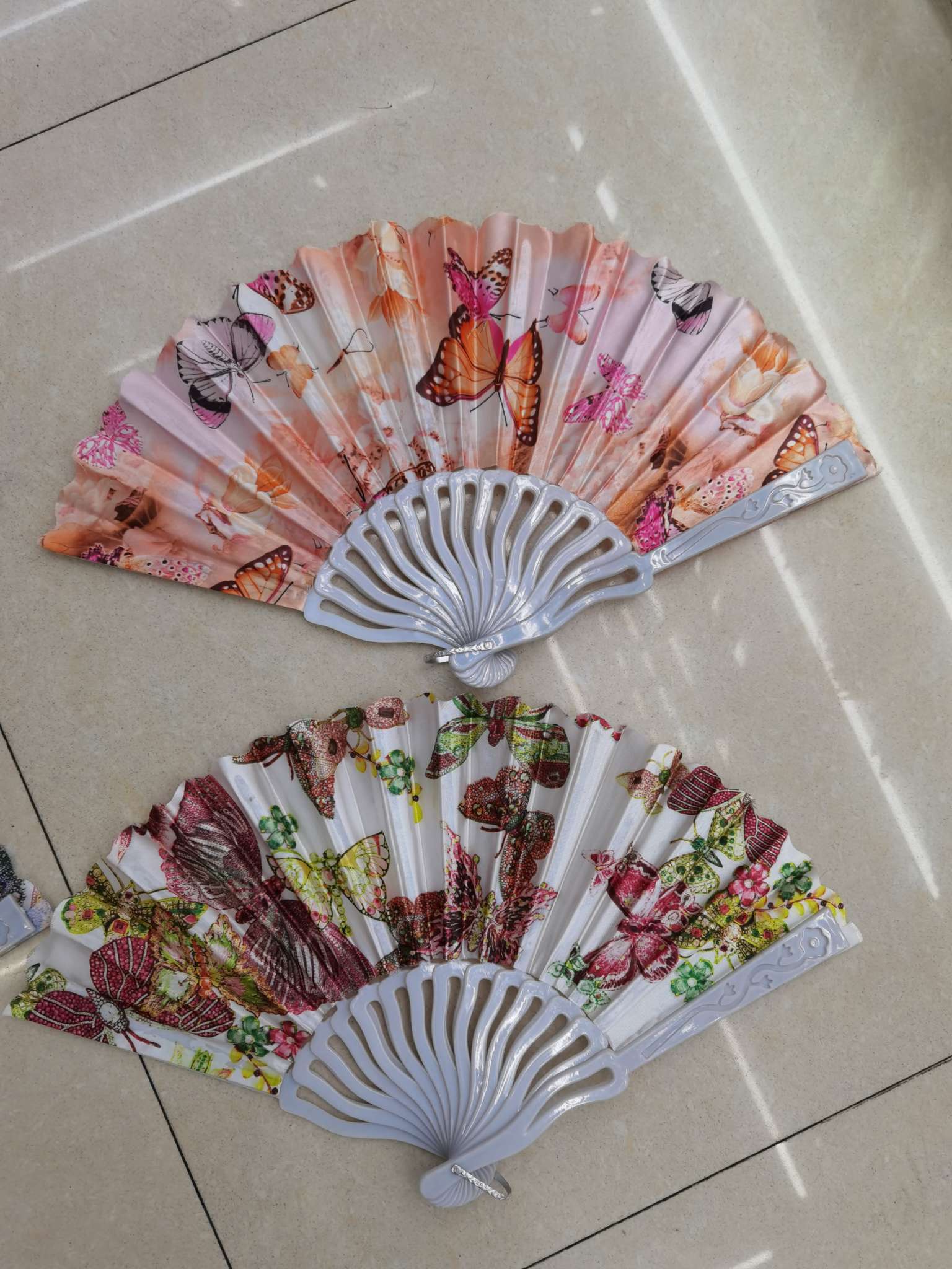 塑料白杆龙骨蝴蝶扇子细节图